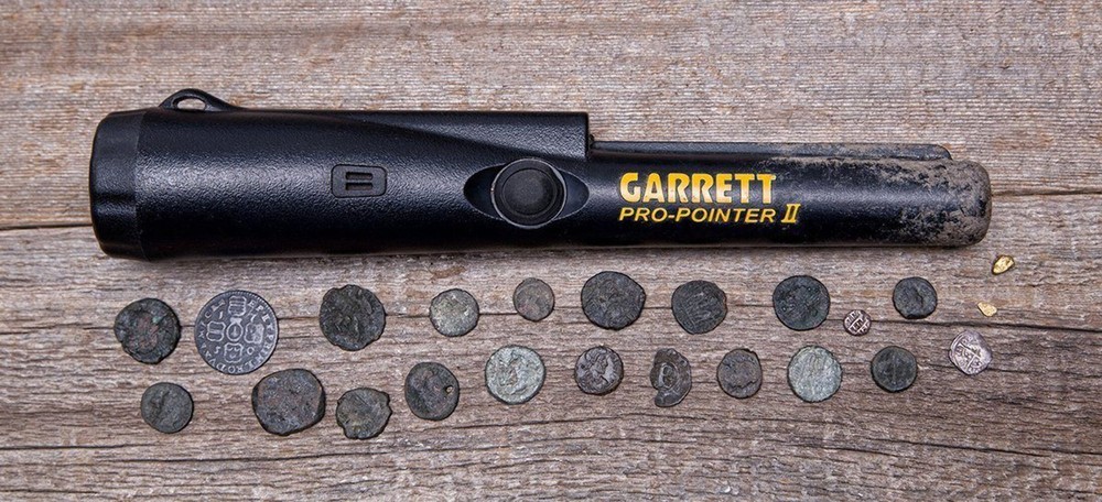 Garrett Pro-Pointer II with Camo Finds Pouch