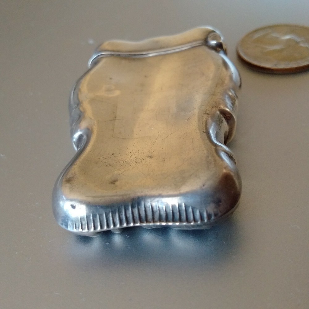 BEAUTIFUL ANTIQUE 1900S STERLING SILVER MATCH SAFE BOX SCROLLING PATTERN