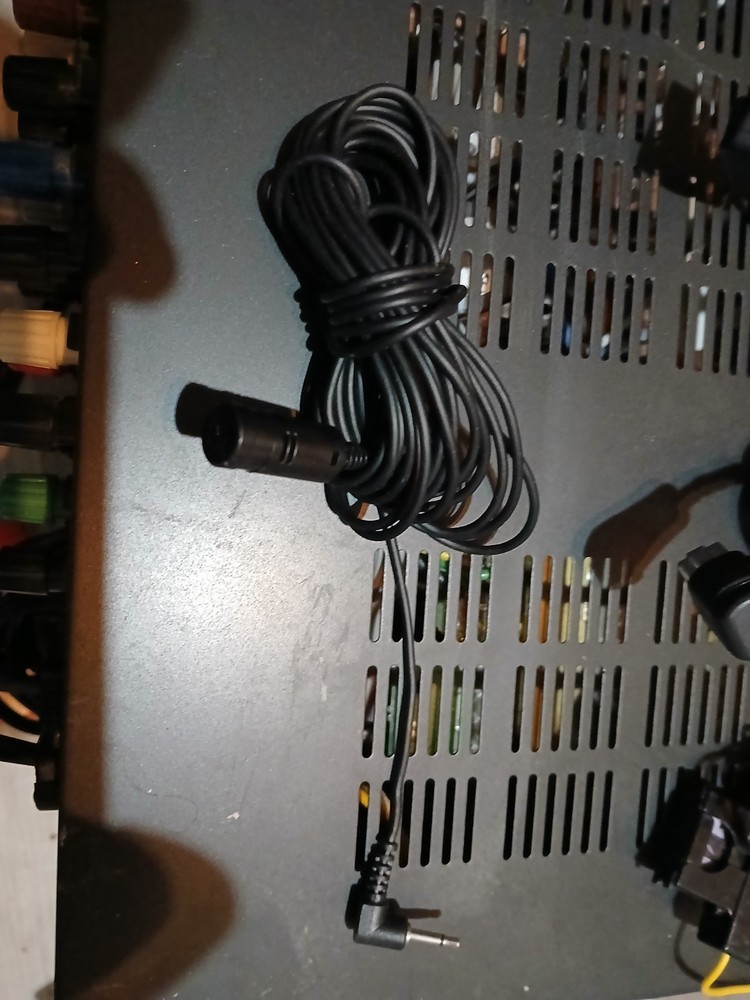 Pioneer CD-BTB200 Bluetooth Adapter With Cable And Microphone Set