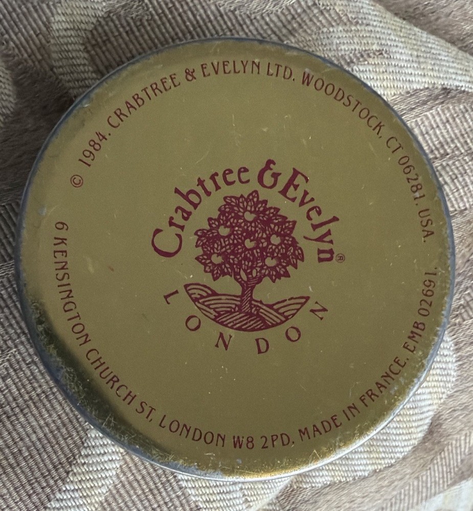 Vintage Crabtree And Raspberry Measuring Tape Tin Case 1984