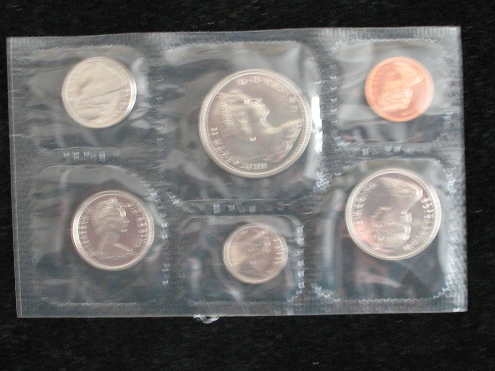 1970 CANADA PROOFLIKE MINT SET * WITH ORIGINAL MINT PACKAGING *