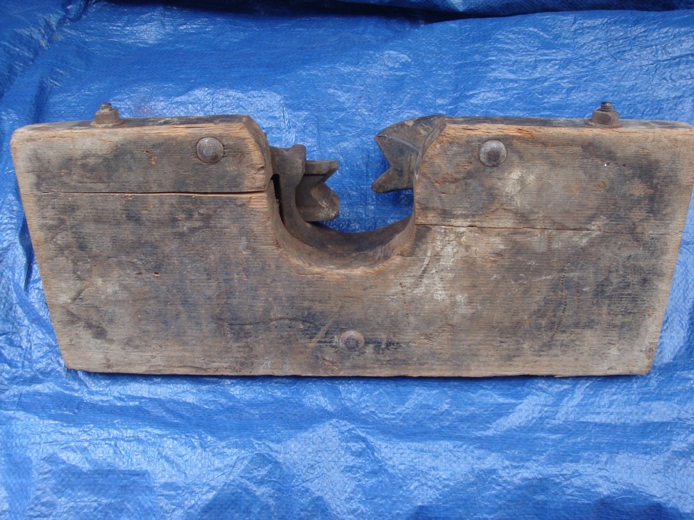 Vintage Well Pipe Puller