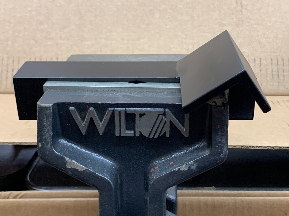 Blacksmith Vise Wedge Animal Head Working Tool Anvil 45° Offset Point