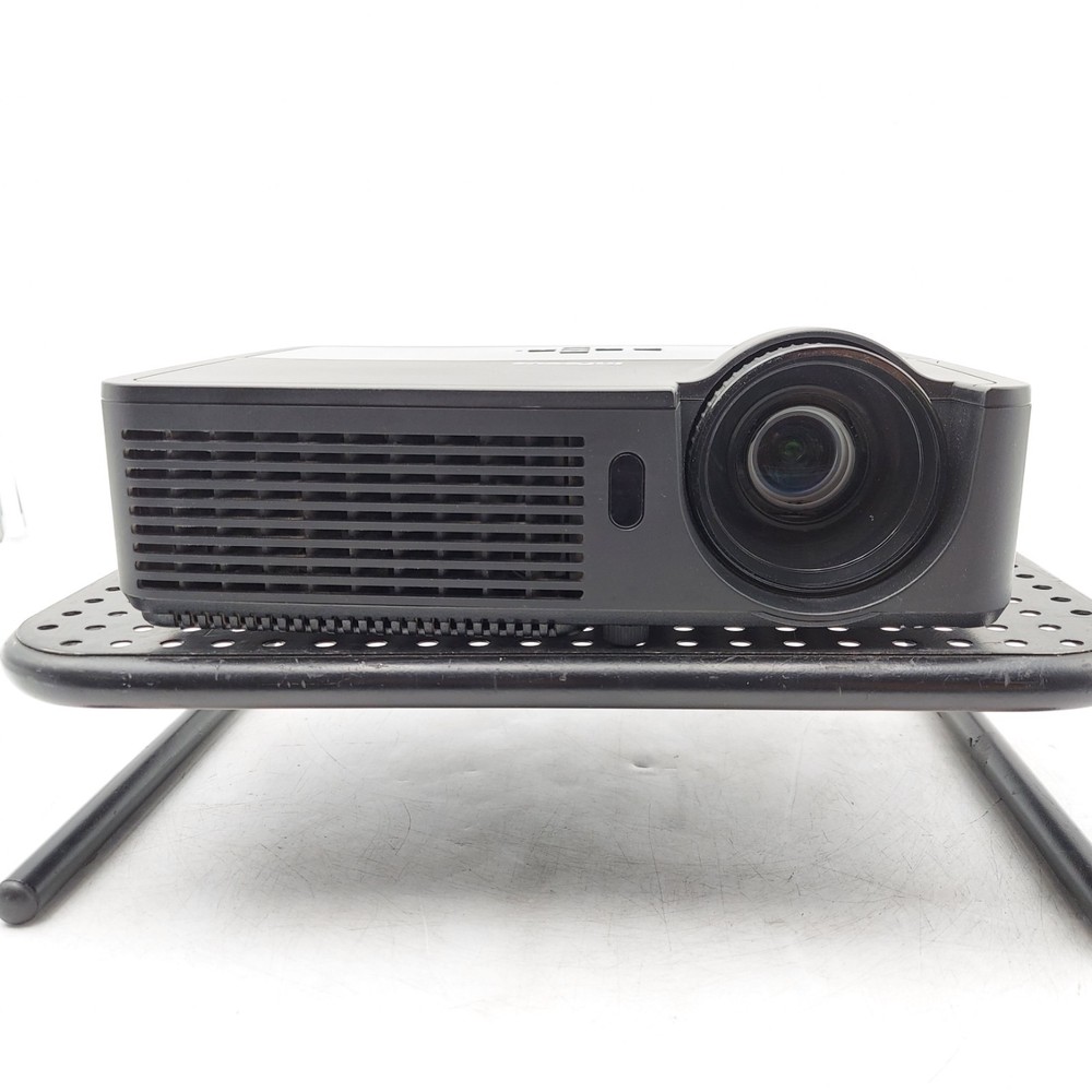 InFocus IN114 DLP Projector - 3282 Hours