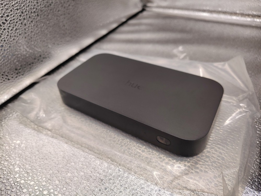 Philips Hue Play HDMI Sync Box 8K UNTESTED (Missing Power Cable)