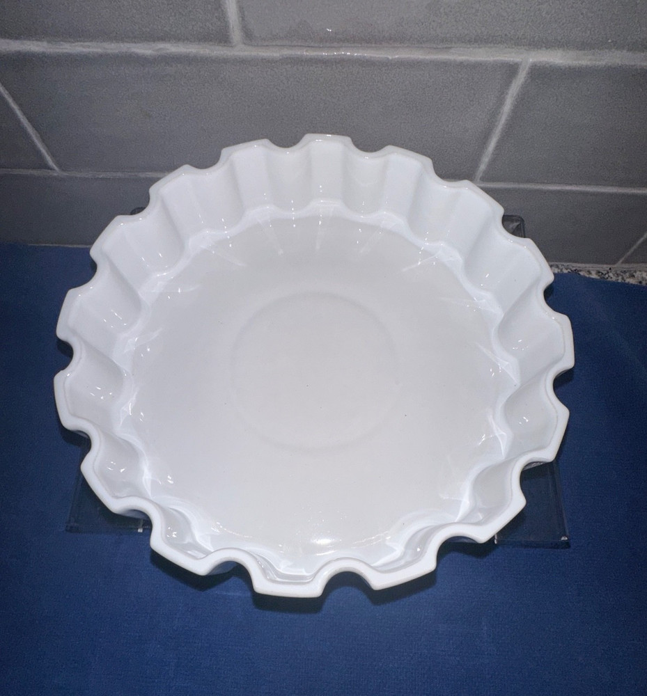 Eurogres 9" Baking Dish / Quiche /Tart / Pie Plate ~ Stoneware ~ Unique Design