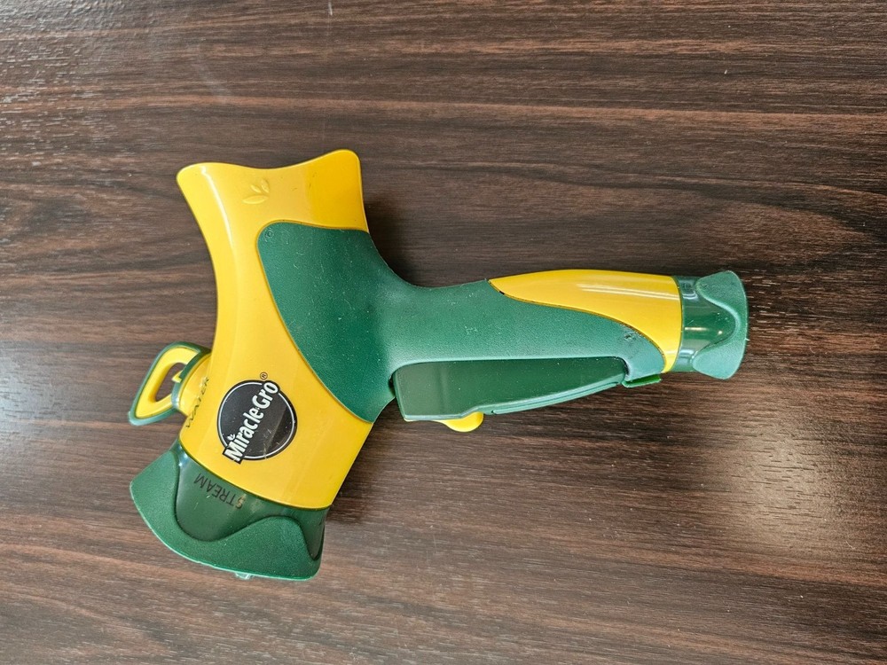 Miracle Gro Liquafeed Hose Sprayer Multi Function Nozzle Jet Stream Empty