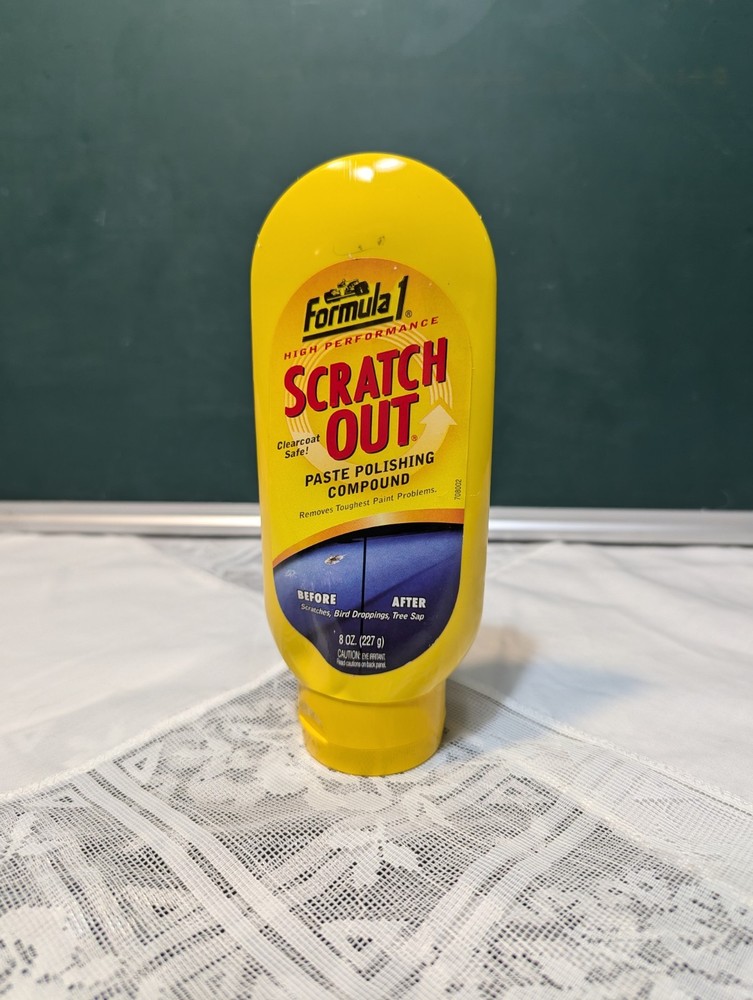 Formula 1 Scratch Out Paste Polishing Compound 8oz Bottle