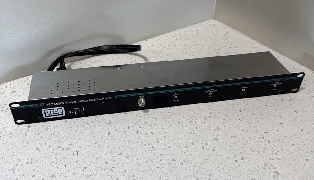 TESTED/WORKING Pico Macom PCM55 Audio / Video Modulator
