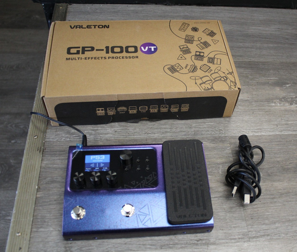 VALETON MULTI-EFFECTS PROCESSOR 140 Built in Expression Pedal w/Adapter in Box