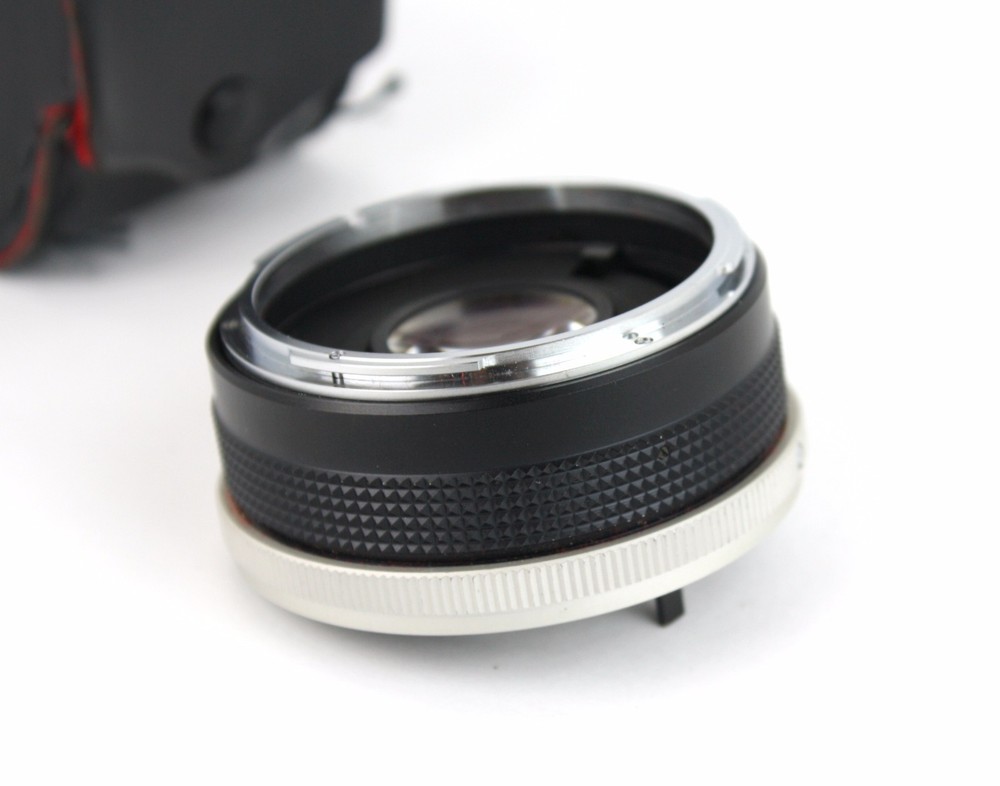 OWEN 2X Auto Telemax lense w/ Case -Canon FD