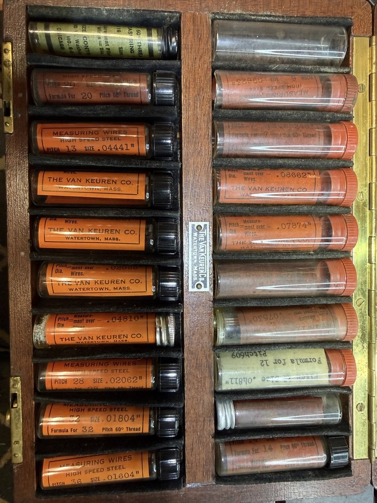 Van Keuren Thread Measuring Wire Library – 60° HSS – Mahogany Case – VTG