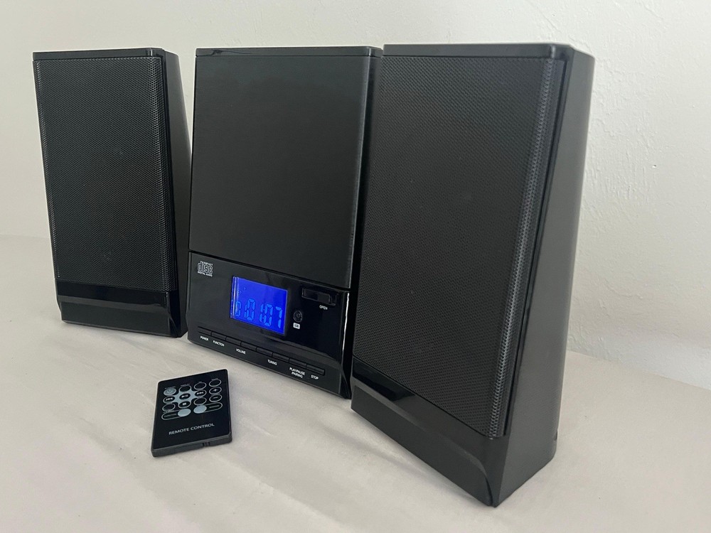 ONN CD Mini Stereo System Bluetooth AM/FM Model ONA17AA015 Remote