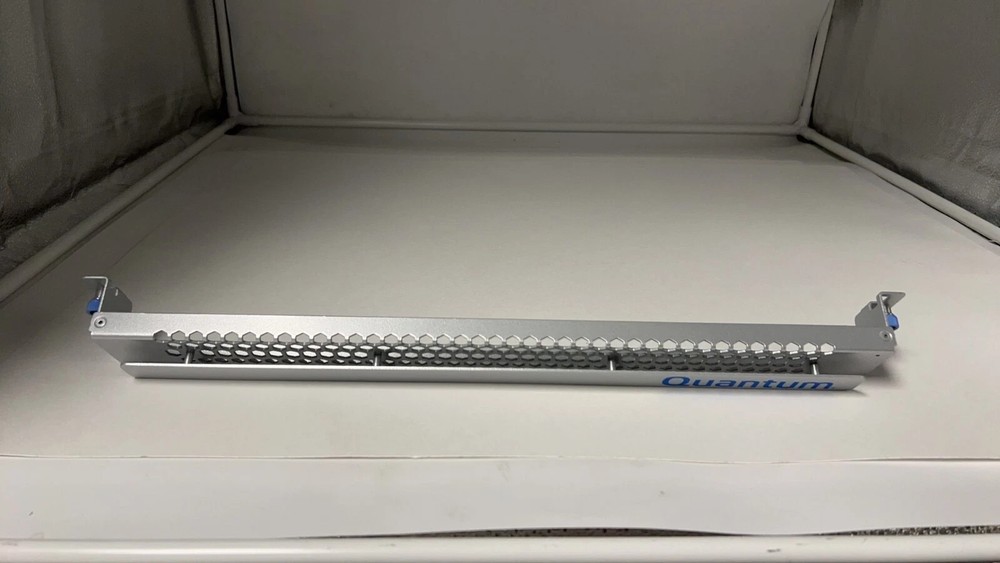 Quantum DELL Server Rack Replacement Steel Bezel 50MG8 050MG8