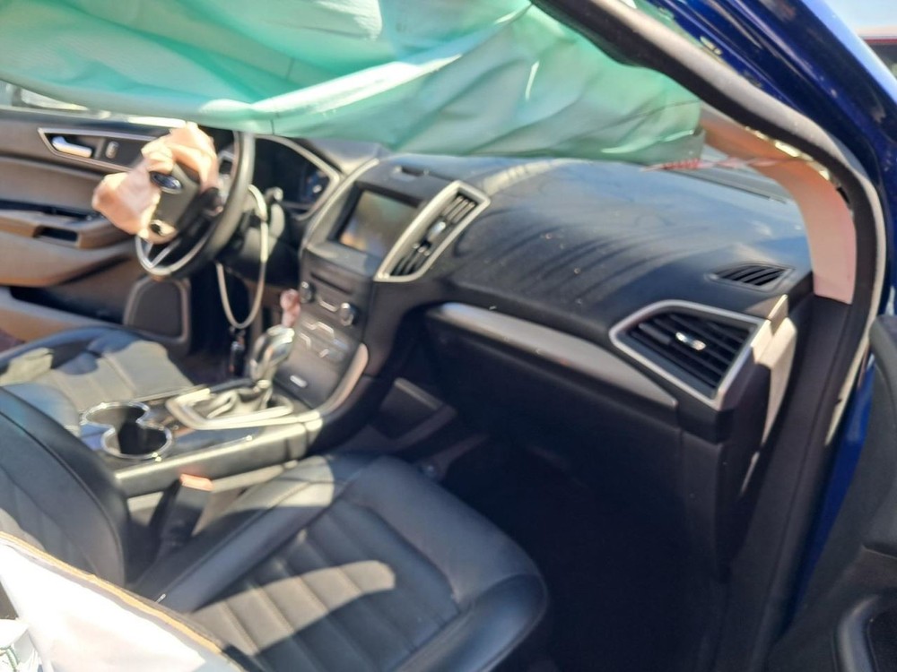 EDGE      2015 Glove Box 4830190