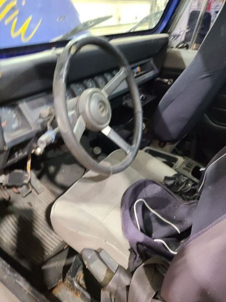 WRANGLER 1995 Transmission Shift 571846