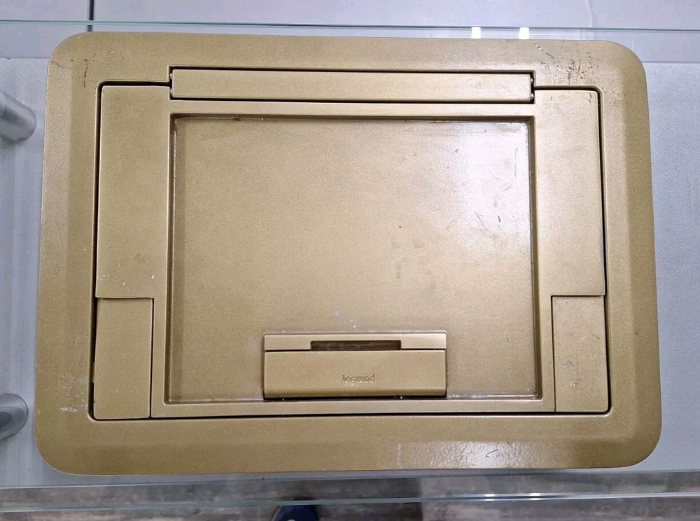 ⚡️Wiremold Evolution EFB45CTCBS BRASS Surface Style Cover w/Floor Insert Flange
