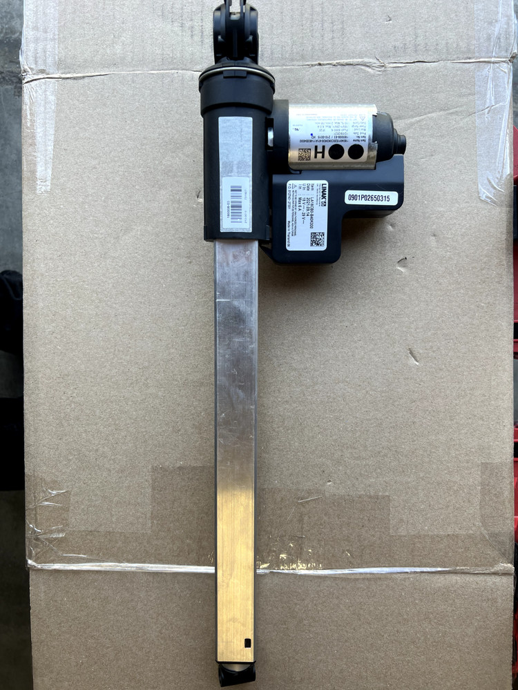 Linak Motor LA18CB0-B40K000