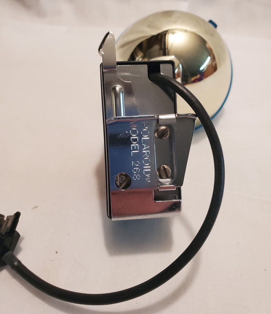 VINTAGE POLAROID MODEL 268 FLASH UNIT