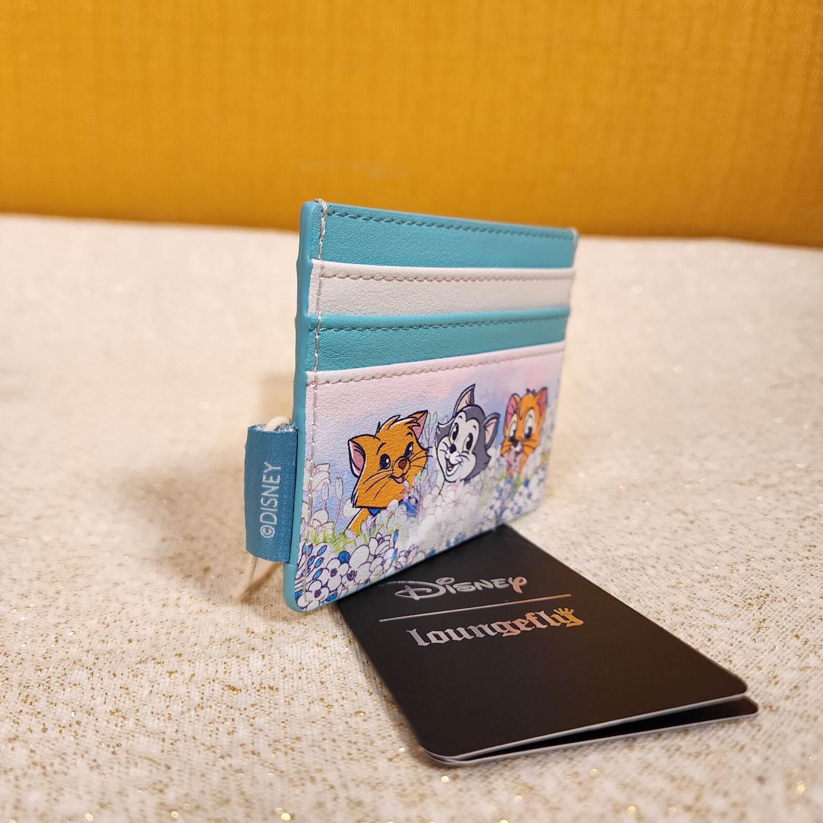 Loungefly Disney Cats Flower Field Cardholder Wallet Marie Dinah Figaro Oliver