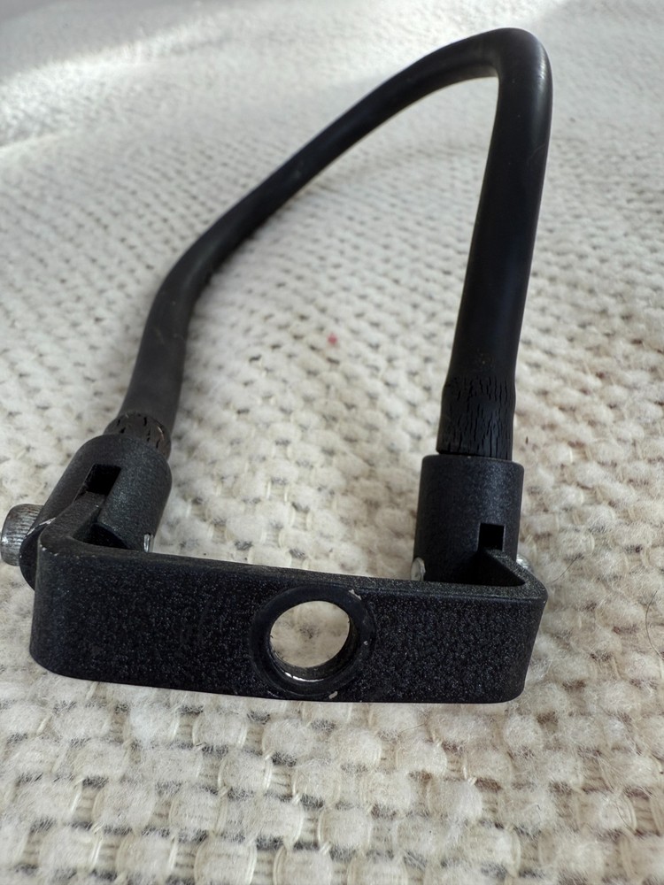 Rubber Hose Archery Wrist Strap