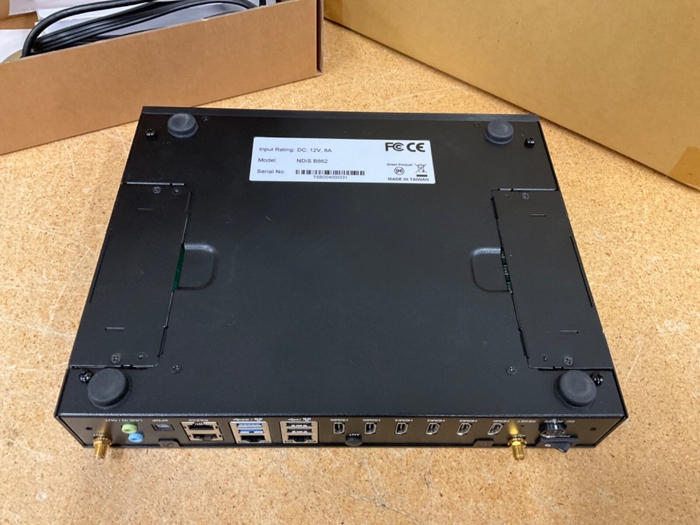 Nexcom NDiS B862 Digital Signage Player