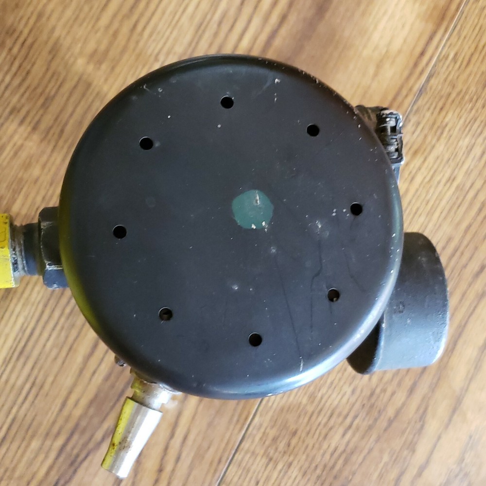 VINTAGE WWII Pilots Cylinder & Regulator with Canvas Case☆ Scott's Avaition Corp