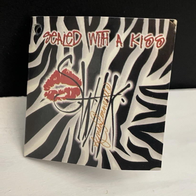 Lynda Corneille BUSTIER BURGUNDY LACE tea pot SWAK (Sealed With a Kiss) w/ Box