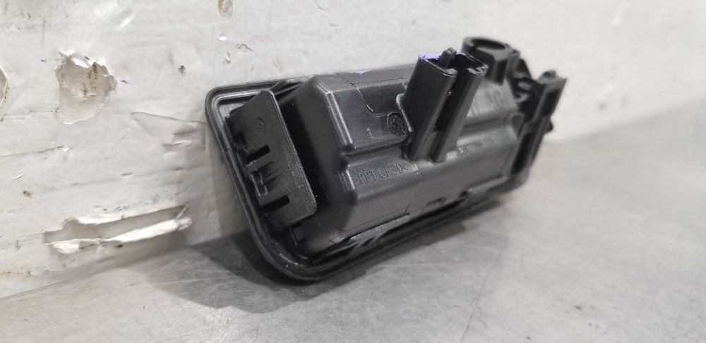 24 AUDI RS 3 REAR VIEW CAMERA