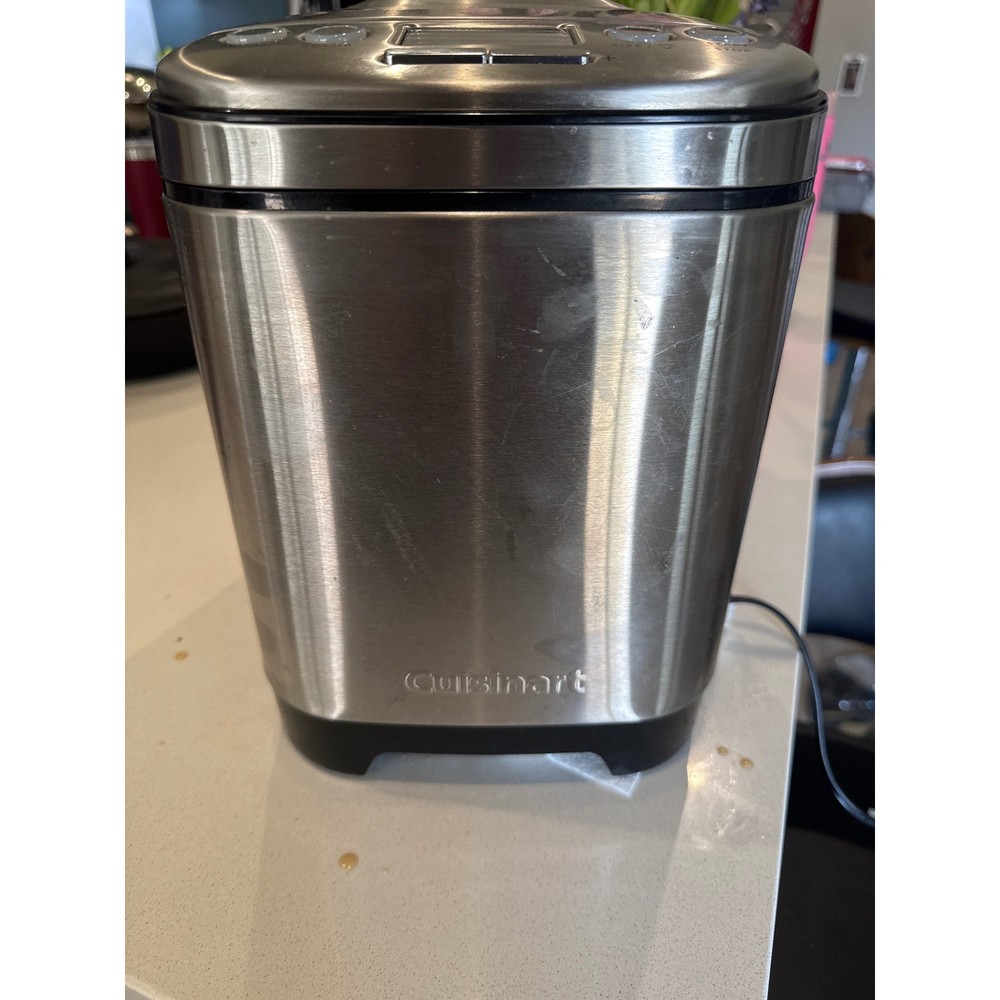 Cuisinart Compact Automatic Bread Maker Stainless Steel 12 Programs cbk-110