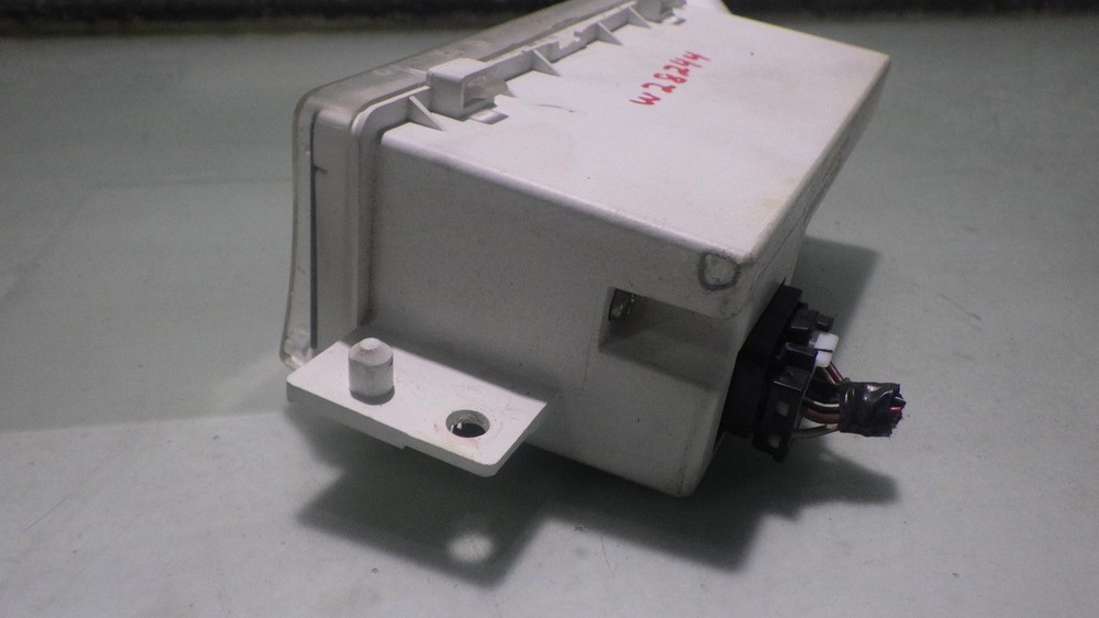 01 MITSUBISHI ECLIPSE Dash Digital Information Clock Bezel MR320626