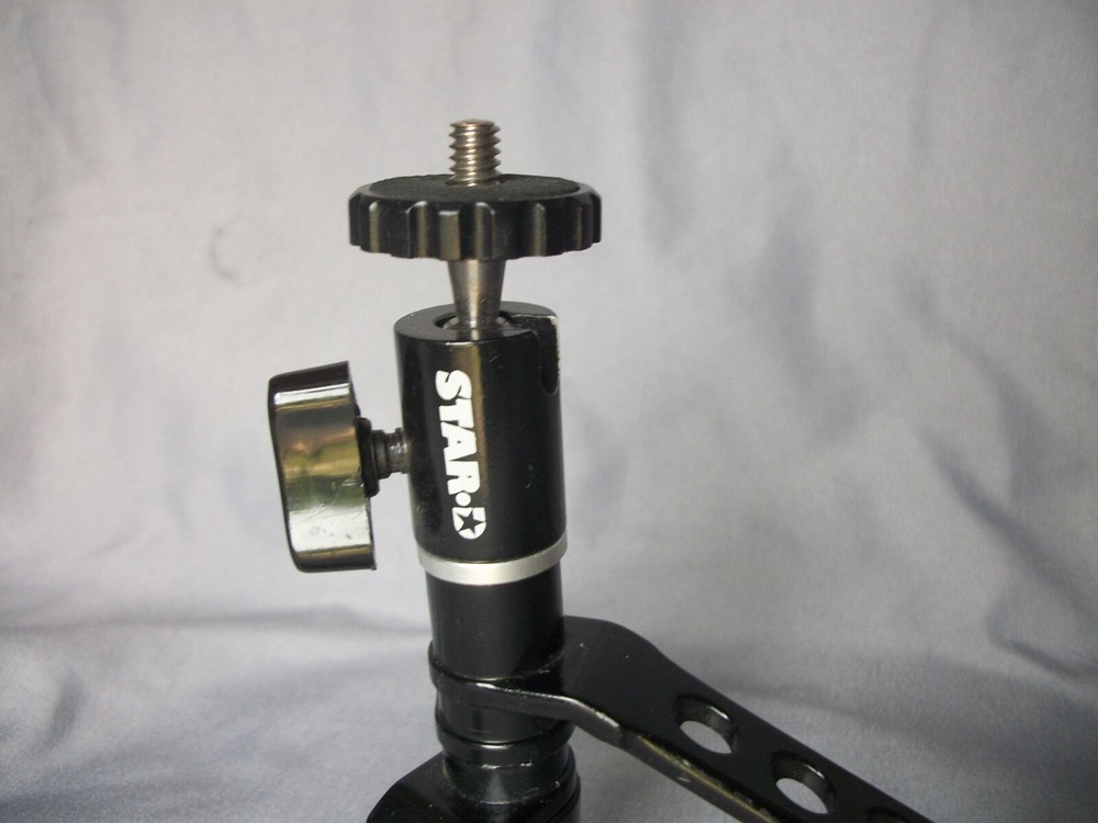 STAR-D FOLDING POCKET VACATION CAMERA TRIPOD WITH ADJUSTABLE HEAD MINT CONDITION
