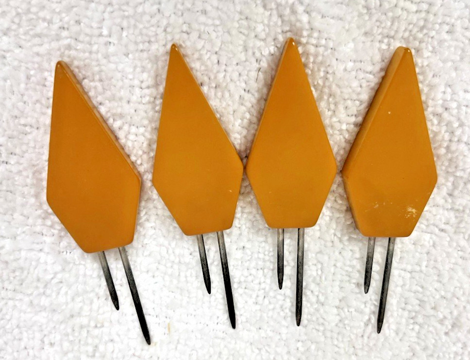 4 Vintage Yellow Butterscotch Bakelite Handle Kob Knobs Corn Cob Picks 3 1/8"