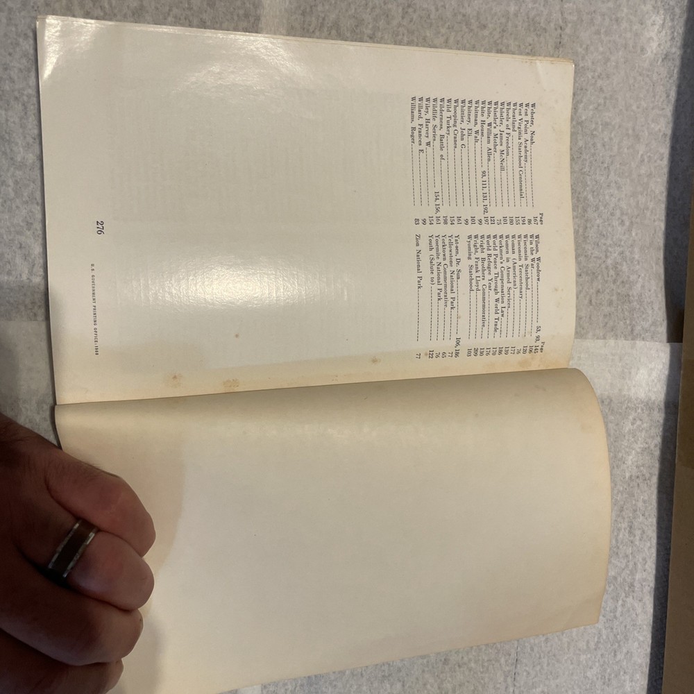 1847-1967 UNITED STATES POSTAGE STAMPS POST OFFICE POSTMASTER BOOK 276 PGS EX