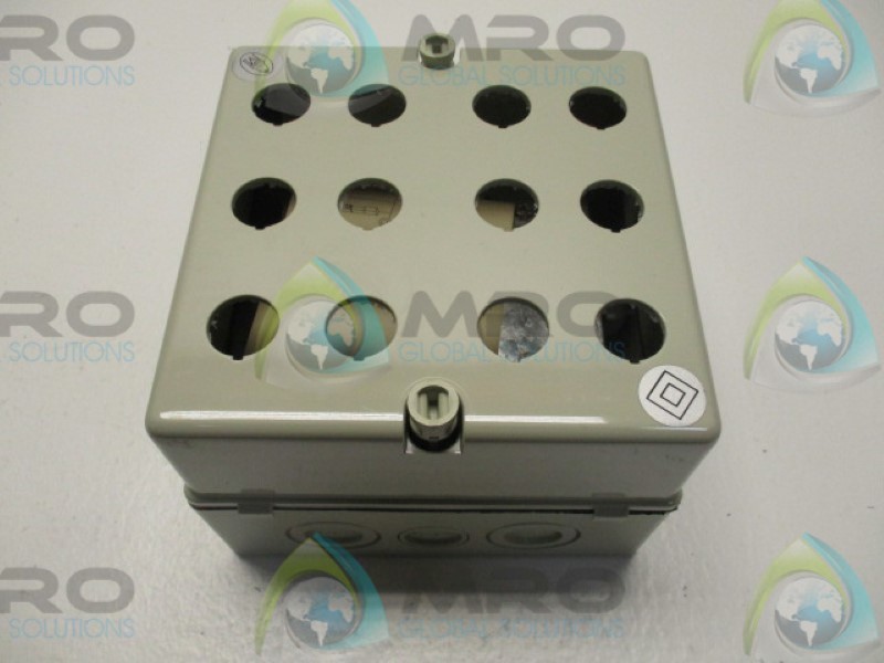 KLOCKNER MOELLER I12M EMPTY ENCLOSURE 12-UNIT NSMP