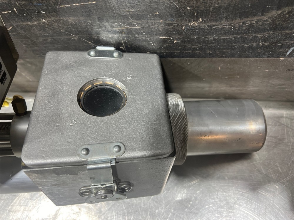 CONAIR material Hopper Isolate Receiver Model CV Used Surplus. Item ID 10