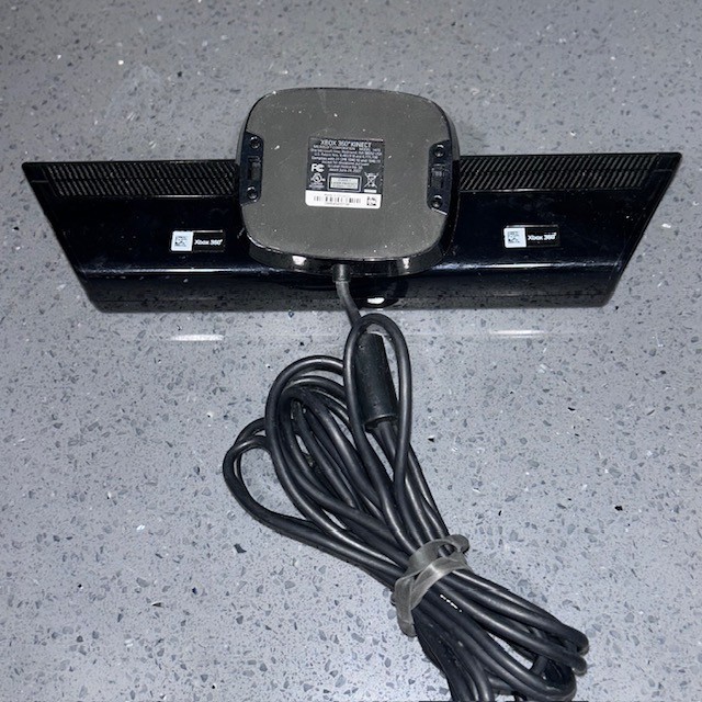 Official Microsoft Xbox 360 Kinect Motion Sensor Bar! ~ Works Great! Fast Ship!