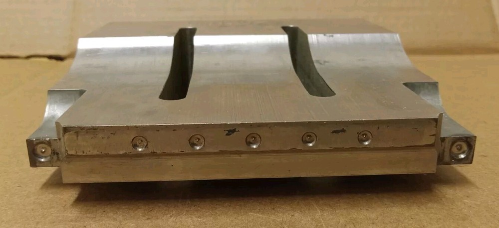 Stepped Rectangular Branson Ultrasonic Sonic Welder Titanium Horn 20 Khz