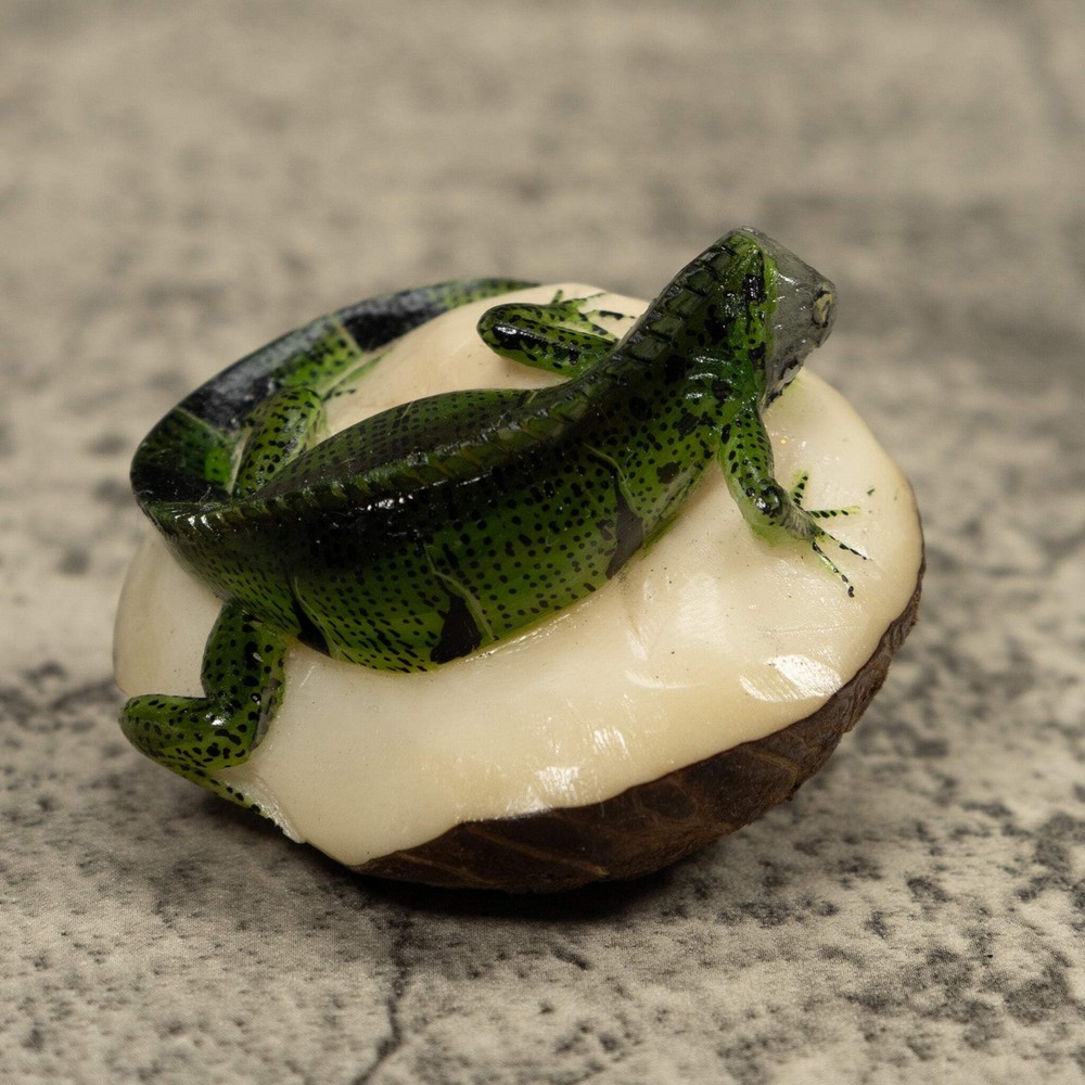 Iguana Lizard Tagua Carving