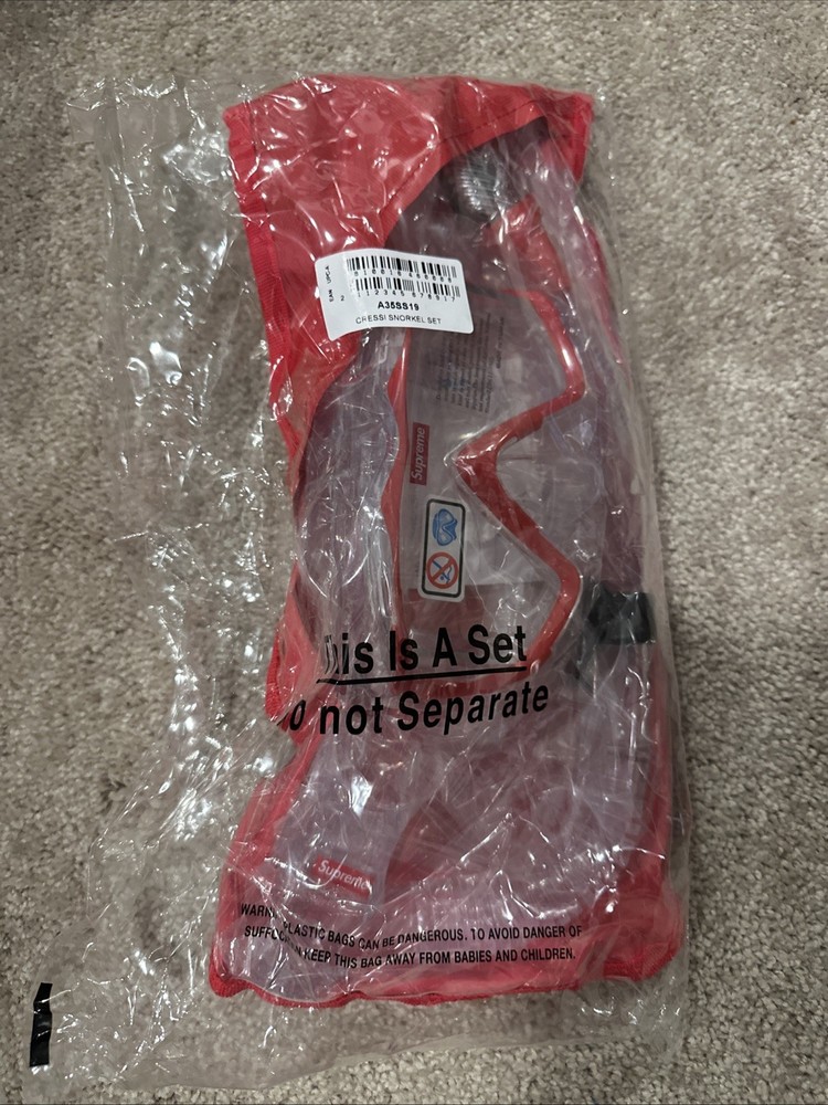 Supreme Snorkel