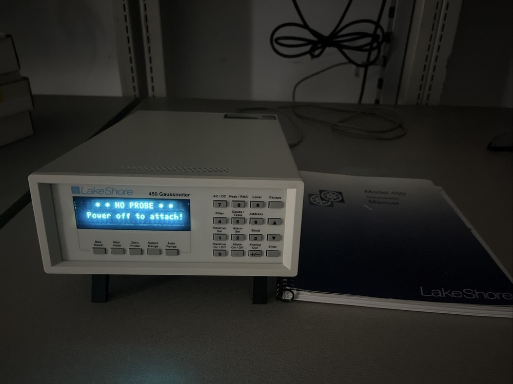 Lakeshore 450 Gaussmeter