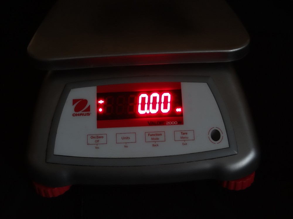 Scale - Valor 2000W Scale by Ohaus