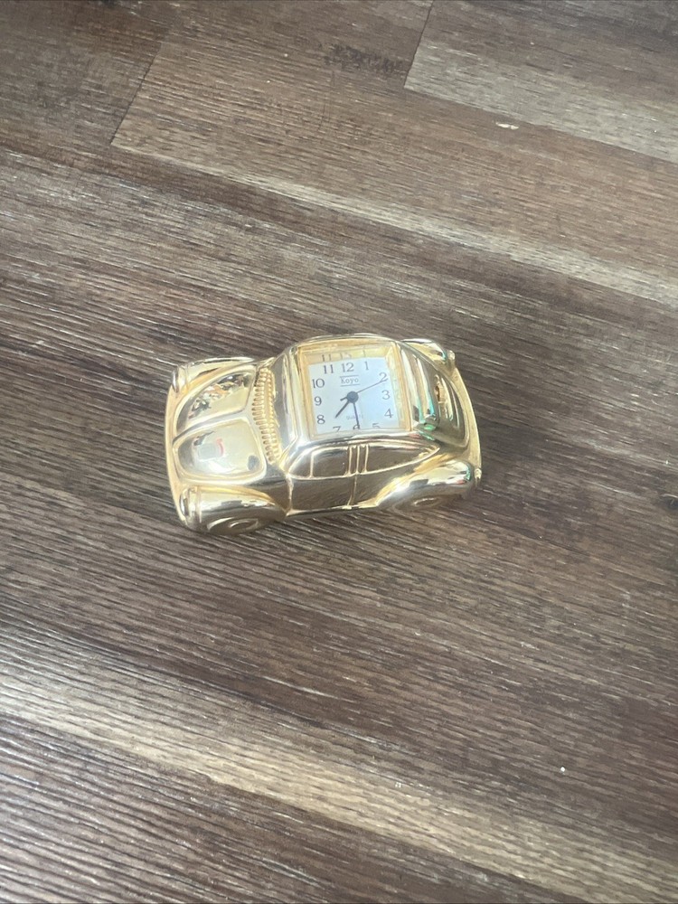 Miniature Clock, VW Beetle. Gold Tone.