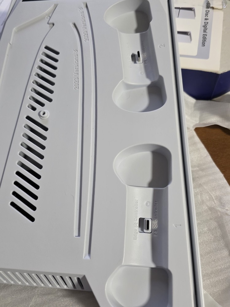 P5 Cooling Stand With Controller Charger