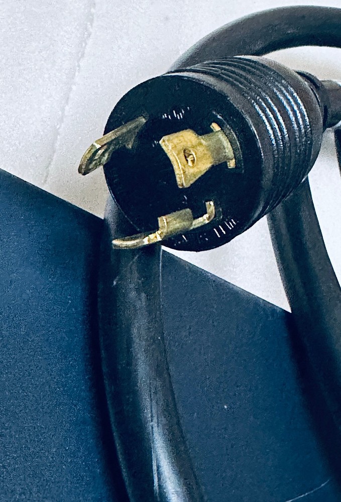 ServerTech Switched Rack PDU C1S10BA-2CBA2B0 power distribution unit 10-Outlets