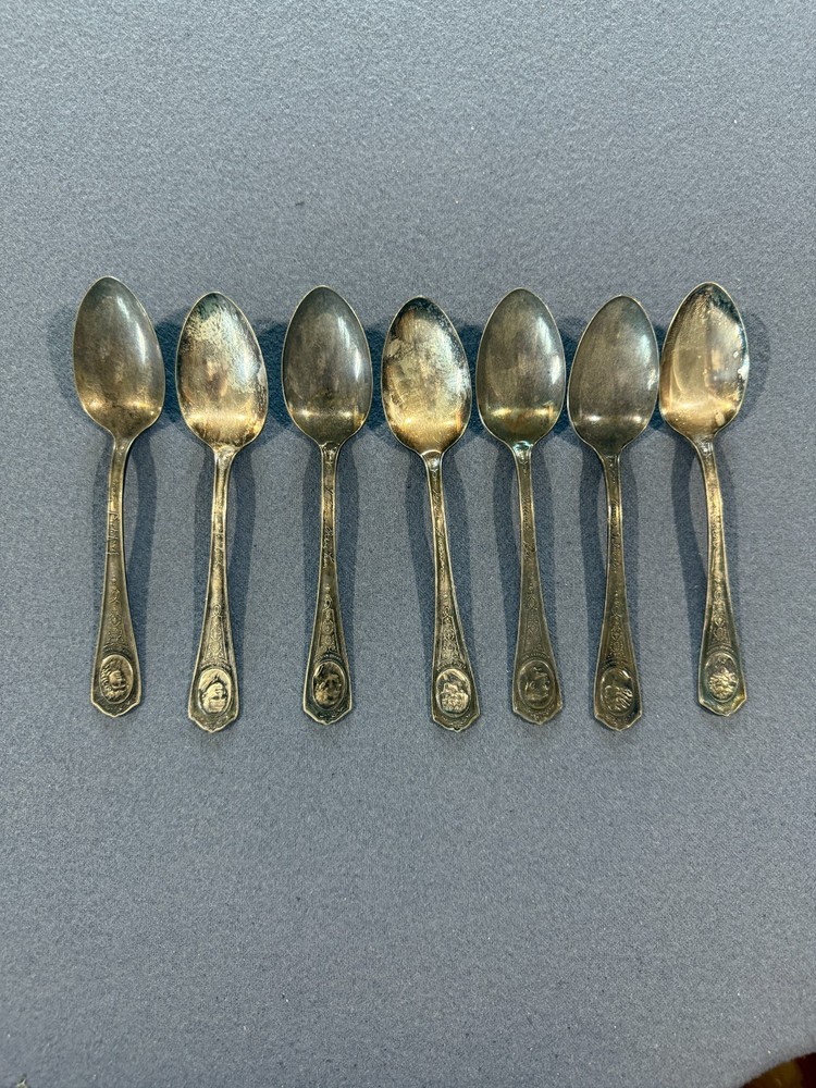 Oneida Silent Movie Star Signature 6" Tea Spoons Par Plate 1920s Era LOT of 7