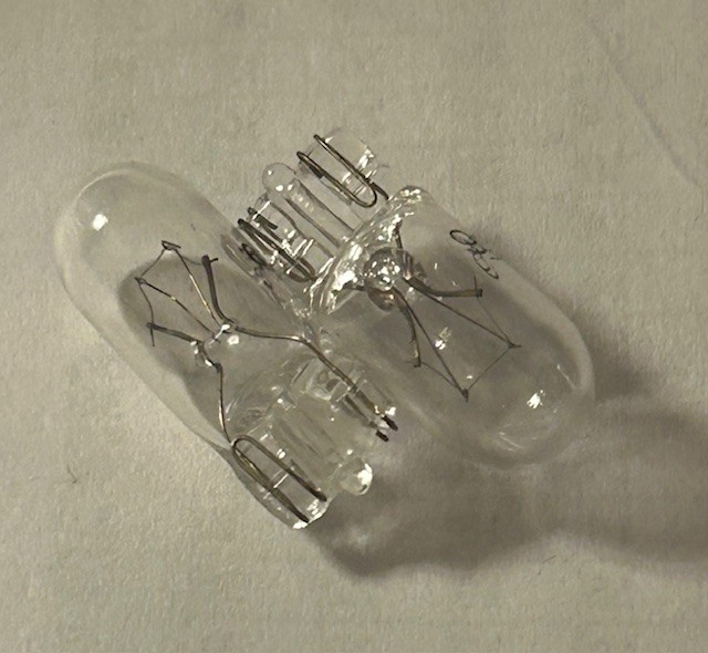 538757 Bulb, 28V