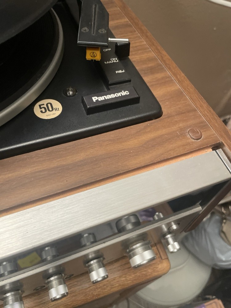 Panasonic RS-888S turntable