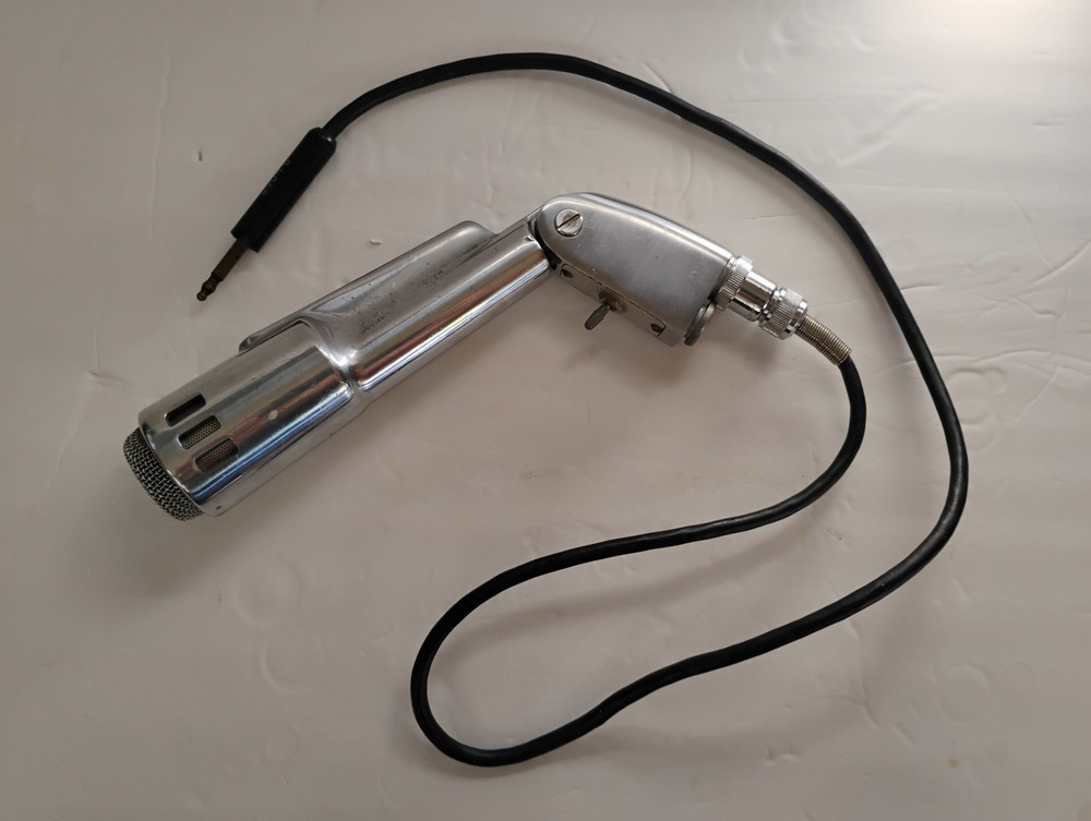 Electro-Voice 644 Dynamic Cardioid Microphone