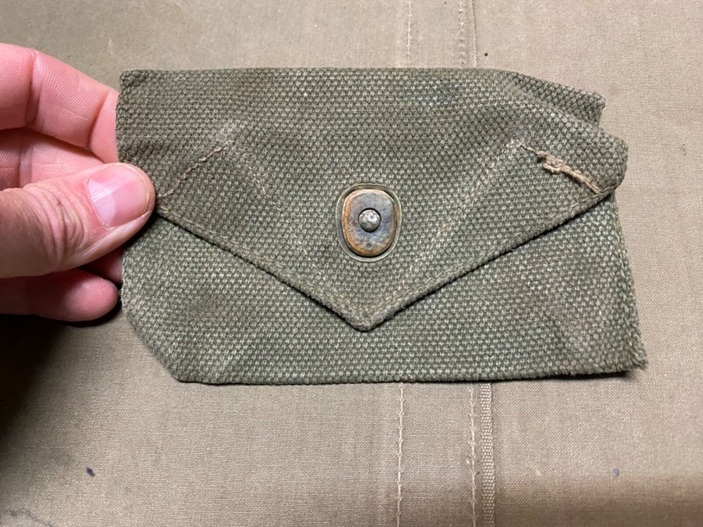 ORIGINAL WWII US ARMY M1942 FIRST AID CARRY BELT POUCH-OD#7